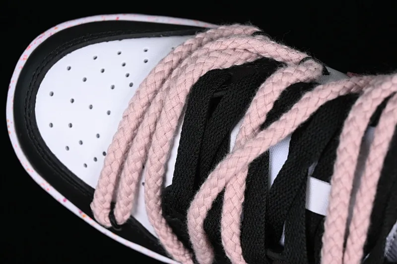 All Categories Nk SB Dunk Series Nk SB Dunk Low Low-top Sneakers Nk Dunk Low "Multi-Color Swoosh" Rose Heart Soft Mist Pink Cloth Patch SB Strap Low-top Casual Sneakers FD4623-131
